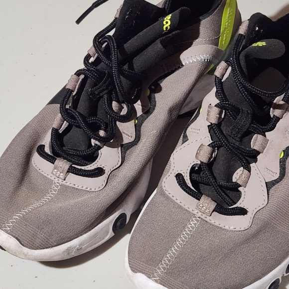 Nike REACT ELement 55 Pumice Gray/black Running Sneaker Size 8.5 - Picture 9 of 16